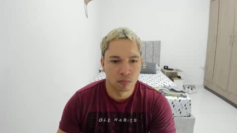 Snapshot of evans_king chatting on 06-01-26, 08:27 Evan online show from 06-01-26, 08:27