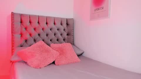 Snapshot of evaolimpo chatting on 11-11-25, 04:51 Eva Olimpo online show from 11-11-25, 04:51