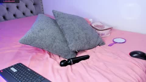 Eva Olimpo online show from 04-08-26, 10:21