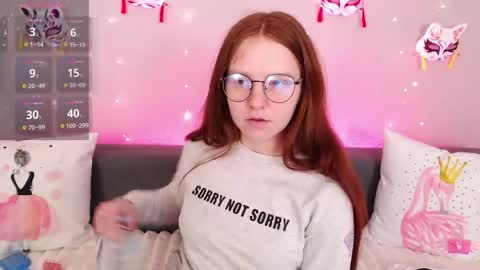 Snapshot of evarey_ chatting on 05-10-26, 05:12 Adelina online show from 05-10-26, 05:12