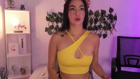 EVARITZ online show from 11-23-25, 02:33