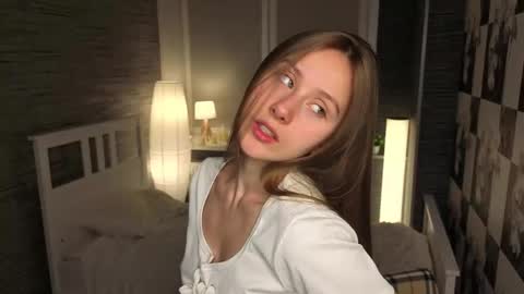 Eva online show from 09-25-25, 07:17