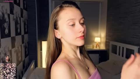 Eva online show from 11-20-25, 07:13