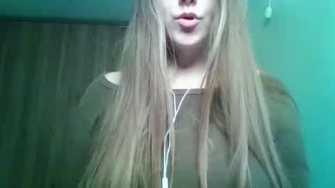 evasapples2026 online show from 03-16-26, 08:57