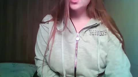 evasapples2026 online show from 05-21-26, 09:55
