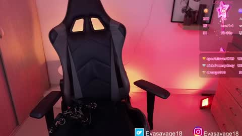 Snapshot of evasavage chatting on 12-14-24, 02:12 EVA SAVAGEIm recovering from surgery. Ill see you in a couple of weeks. online show from 12-14-24, 02:12