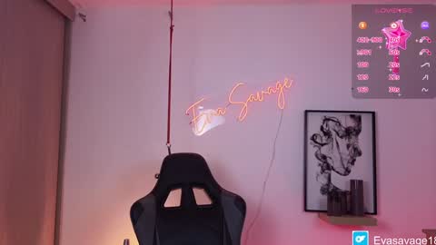 Snapshot of evasavage chatting on 12-17-24, 10:43 EVA SAVAGEIm recovering from surgery. Ill see you in a couple of weeks. online show from 12-17-24, 10:43