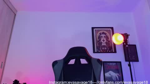 Snapshot of evasavage chatting on 11-06-25, 06:42 EVA SAVAGEIm recovering from surgery. Ill see you in a couple of weeks. online show from 11-06-25, 06:42