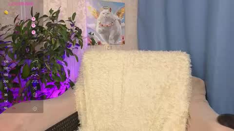 Snapshot of evashiny_ chatting on 10-15-25, 02:11 Eve online show from 10-15-25, 02:11