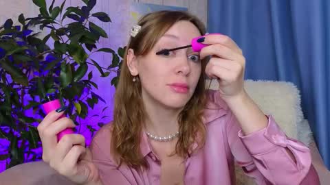 Snapshot of evashiny_ chatting on 11-12-25, 02:34 Eve online show from 11-12-25, 02:34