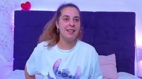Snapshot of evasinclairr chatting on 07-13-26, 03:53 evasinclairr online show from 07-13-26, 03:53