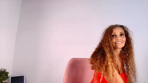  EVA LUNA online show from 02-08-25, 01:11