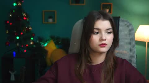 Snapshot of evathopson chatting on 12-07-24, 02:24 Eva next stream - - 1600 UTC2000 online show from 12-07-24, 02:24