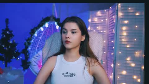 Snapshot of evathopson chatting on 12-14-24, 10:34 Eva next stream - - 1600 UTC2000 online show from 12-14-24, 10:34