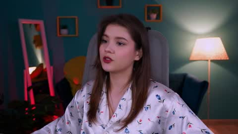 Snapshot of evathopson chatting on 01-28-25, 05:03 Eva next stream - - 1600 UTC2000 online show from 01-28-25, 05:03