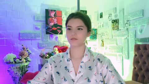 Snapshot of evathopson chatting on 02-19-25, 07:16 Eva next stream - - 1600 UTC2000 online show from 02-19-25, 07:16