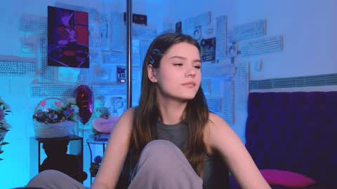 Snapshot of evathopson chatting on 02-28-25, 05:26 Eva next stream - - 1600 UTC2000 online show from 02-28-25, 05:26