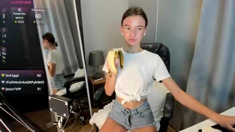 Eva online show from 11-09-25, 01:59