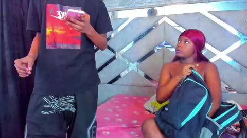 Eva And Emmanuel online show from 02-27-25, 12:34