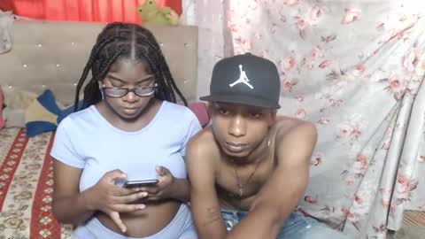 Snapshot of evaxemma chatting on 06-05-26, 02:23 Eva And Emmanuel online show from 06-05-26, 02:23
