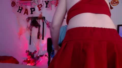 Eve Blue  friends. IG eve blue77 TW EveBlue 1 OF eveblue7 online show from 10-27-25, 12:26