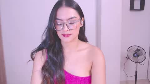 Snapshot of eve_rox18 chatting on 11-21-25, 02:10 Eve Rox18 online show from 11-21-25, 02:10