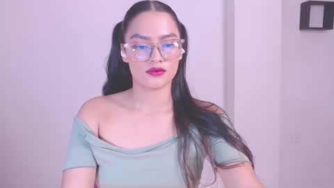 Snapshot of eve_rox18 chatting on 12-04-25, 08:01 Eve Rox18 online show from 12-04-25, 08:01