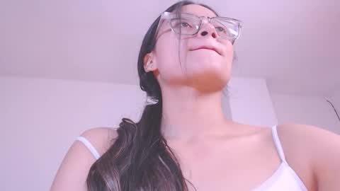 Snapshot of eve_rox18 chatting on 12-05-25, 12:36 Eve Rox18 online show from 12-05-25, 12:36