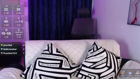 Evee online show from 11-08-25, 01:22