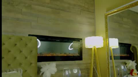 EveHamilton online show from 12-04-24, 08:18