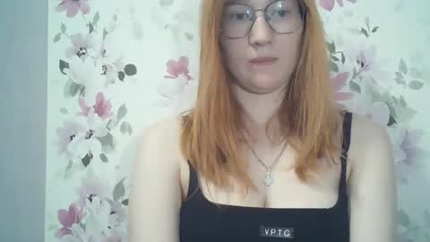 Snapshot of eveliina_shy chatting on 04-30-26, 07:36 Evelina online show from 04-30-26, 07:36