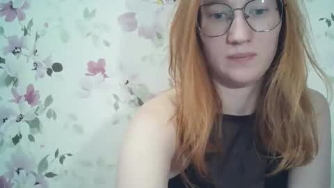 Snapshot of eveliina_shy chatting on 05-03-26, 02:34 Evelina online show from 05-03-26, 02:34