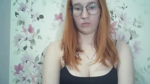 Snapshot of eveliina_shy chatting on 05-21-26, 03:41 Evelina online show from 05-21-26, 03:41