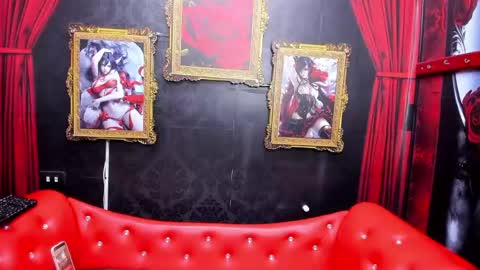 Snapshot of evelin_hellsing chatting on 05-08-26, 11:43 Evelin Hellsing online show from 05-08-26, 11:43