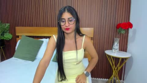 BELLA online show from 12-26-24, 12:05