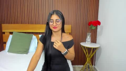 BELLA online show from 12-27-24, 03:26