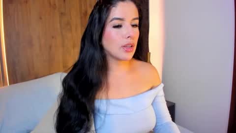 E V E L I N online show from 09-23-25, 02:14