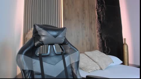 E V E L I N online show from 02-24-26, 02:20