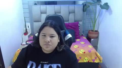 Snapshot of evelin_zaens chatting on 07-09-26, 03:54 evelin zaens online show from 07-09-26, 03:54