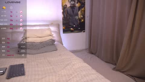 Evelina online show from 01-23-25, 01:35