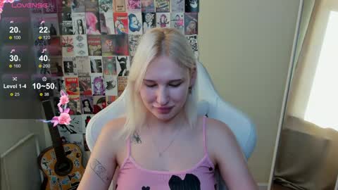 Evelina online show from 06-09-26, 01:17