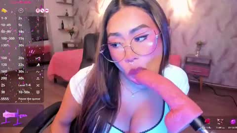 Snapshot of eveline_figeroa chatting on 07-15-26, 07:19 Eveline online show from 07-15-26, 07:19