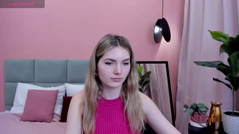 Eveline online show from 03-09-25, 11:58