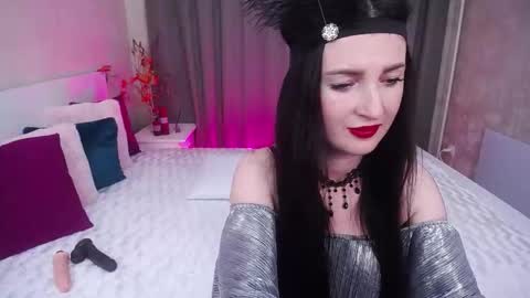 Snapshot of evelingills chatting on 11-17-25, 08:20 Evelin online show from 11-17-25, 08:20