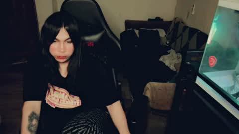 Snapshot of evelyn420521 chatting on 07-13-26, 07:44 evelyn420521 online show from 07-13-26, 07:44