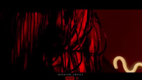 Snapshot of evelyn_chelle chatting on 02-11-26, 08:47 Im Eve or Chelle Next Stream 191224 online show from 02-11-26, 08:47