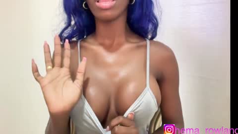 E V E L Y N  online show from 12-22-24, 03:11