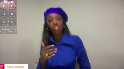 E V E L Y N  online show from 02-06-25, 11:43