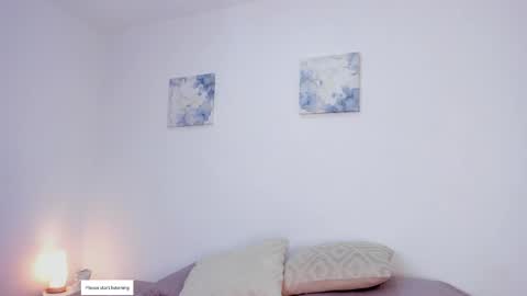 Evelyn online show from 04-08-26, 11:43