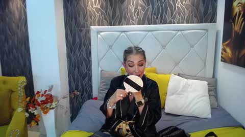 EvelynaGrey online show from 02-24-25, 02:19